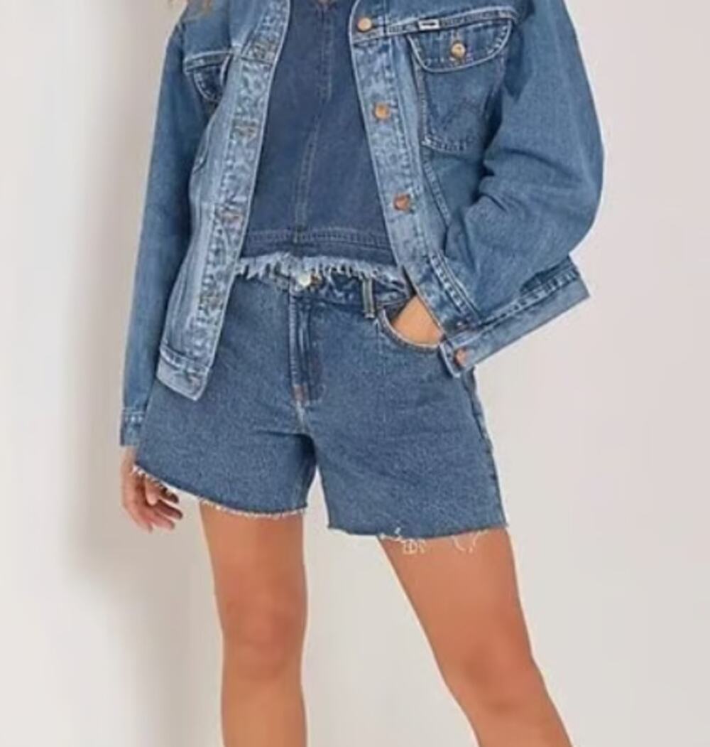Wrangler Denim Short WMNS Blue 12/31 High Rise Vintage 4" Inseam Raw Hem Cut-Off